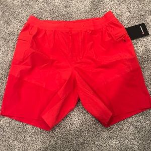 NWT Lululemon Train to Beach Short Size L